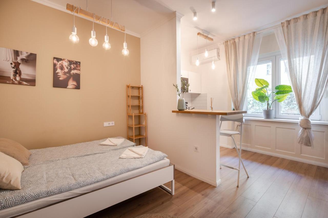 D71 Superior Apartments, Best Location, By Bqa 부다페스트 외부 사진