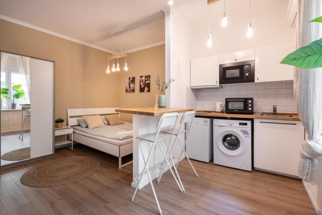 D71 Superior Apartments, Best Location, By Bqa 부다페스트 외부 사진